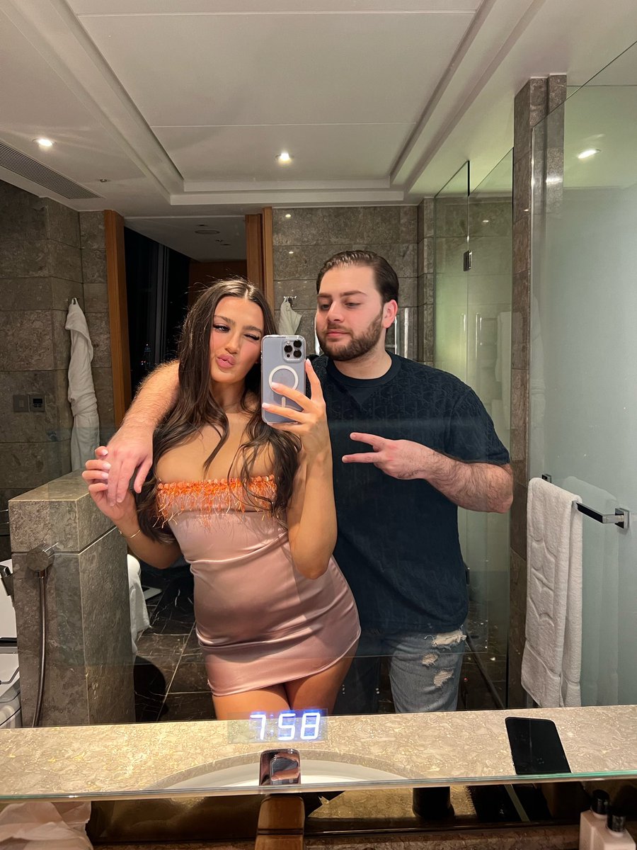 TorayKortan's tweet image. Happy birthday to @Jenunknown 🥳💚

Decent NFT mint, opting for the HODL atm. Gas fees have been a little higher than expected tho