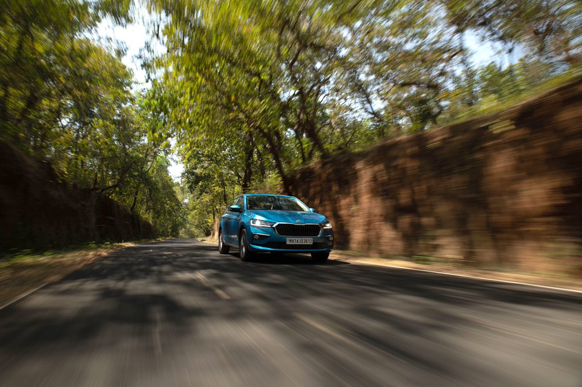 SkodaIndia_PR's tweet photo. Here’s our gorgeous #ŠKODASLAVIA slaying with its stylish and elegant design on the picturesque roads of Goa

#DriveWithSLAVIA https://t.co/7dmZO7be5b