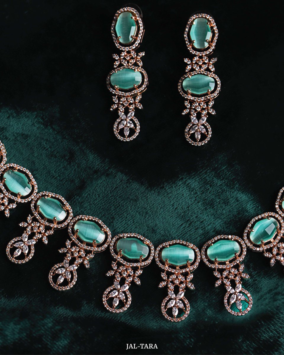 Ourparshwa's tweet photo. The ocean has always been a lure and inspiration for creativity.
Waves, pearls &amp; aqua-life – what better present for the mermaid in your life than a piece of Water themed jewellery?
—
#parshwa #panchkanya #gemstones #diamond #stone #ring https://t.co/5uCdkQfrnS
