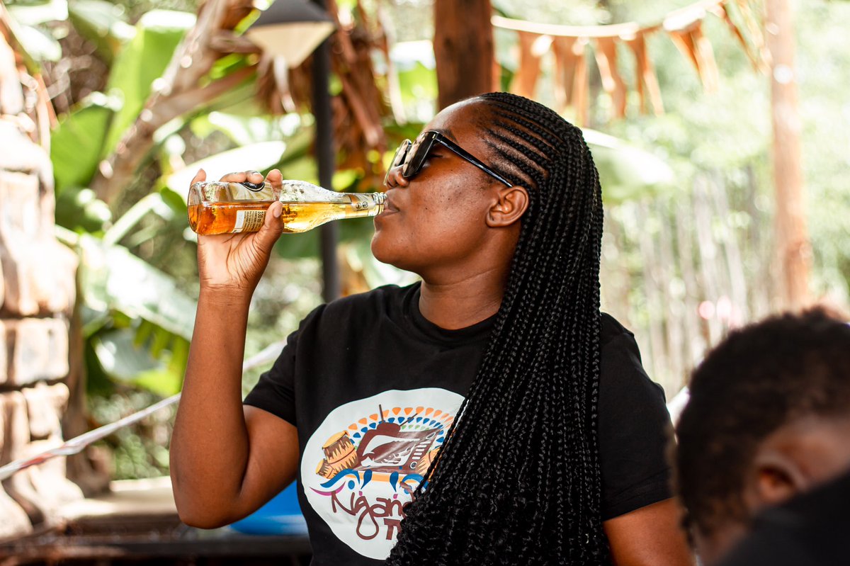 NganduFestival's tweet photo. What’s a Saturday without a thirst-quenching #Strongbow. 

Photos: @MelkysArt 
#RefreshingByNature #ThePowerOfNatureToRefresh

#RockTheBoat #NganduTV #Namibia #Rundu #RockTheBoat
#NamibiaBreweriesLimited
#Stongbow https://t.co/57omEMTETX