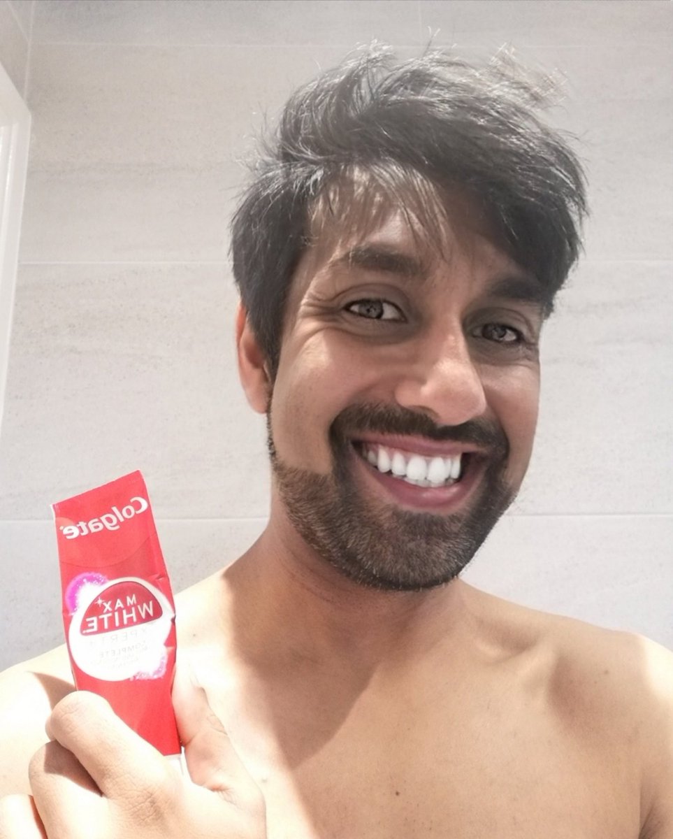 DimalPatel1's tweet image. I’ve always been a fan of @Colgate but as most of you know I’ve been using Colgate’s Max White regimen for over six months and it just works Simple as that The Max White Expert + line is all I use to keep my teeth looking bright and white. #ColgatePartner  #colgatesmile #colgate