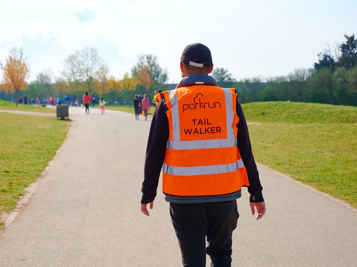 parkrunUK's tweet image. ⏰ MYTH-BUSTING TIME! ⏰

Myth: You can't walk the whole of parkrun

🚶‍♀️ 🚶‍♂️ You absolutely can! It doesn't matter how fast you are and nobody ever finishes last at parkrun. There's even a volunteering role called the Tail Walker! 🙌 

🌳 #loveparkrun
