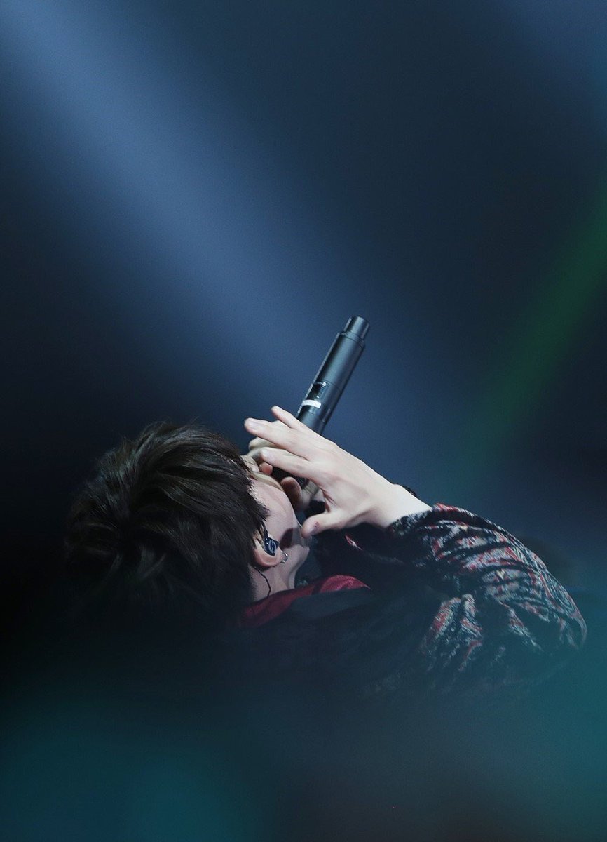Healinghours7's tweet photo. Min yoongi leaving all rappers jobless : a very SEXC thread for blessings to your ears https://t.co/eHemWxlgIQ