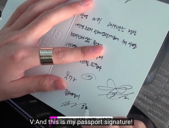 mhereonlyforbts's tweet photo. A GENTLE REMINDER TAEHYUNG HAS 4 DIFFERENTS SIGNATURES: HIS PERSONAL ONE, BTS OFFICIAL ONE.PASSPORT ONE AND HIS TAETAE SIGNATURE  LIKE https://t.co/PsYfb1M0uQ