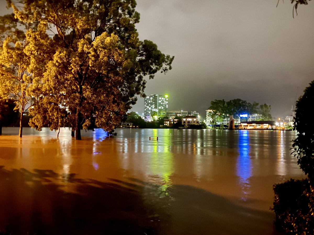 Our lovely Brisbane river is flooding and the West End riverside is submerged. There’s plenty of rain still coming, stay safe everyone! #flooding #brisbaneriver #ifitsfloodedforgetit