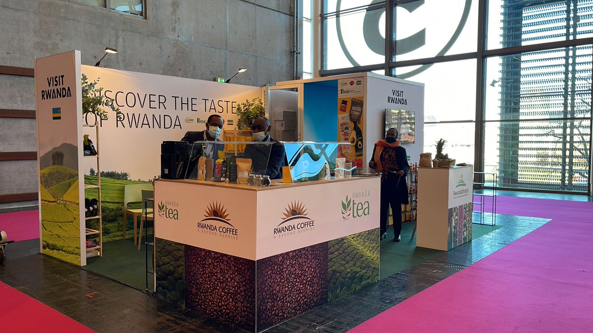 From today to 6th March, 15 #Rwanda-n agri-SMEs and 10 other well-established companies that export value added tea, coffee, horticultural &amp; other agro-processed products are attending the Salon International de l'Agriculture at Paris exhibition Porte de Versailles in France. ⅓