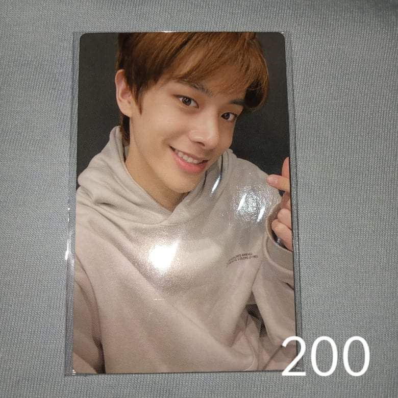 OHMerch_MNL's tweet photo. Pa-quote reply na lang po "Mine Jake LS"
 if you are willing to get the item po. 

Unahin ko po muna lightstick photocards https://t.co/RzrBODbXeZ