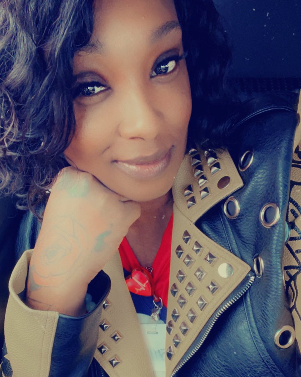 SmithAnnyona's tweet image. Don’t forget PRAISE will Confuse the Enemy! So I started clapping 👏🏾 Shouting , And dancing 💃 Have a beautiful day everyone!