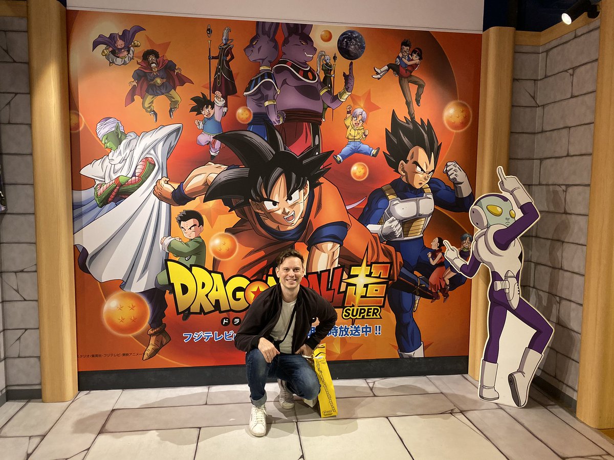 raupavi's tweet photo. Feliz 36th aniversario #DragonBall 
Desde su primera emisión en Japón. No puedo evitar recordar mi visita a Fuji TV en 2019😍 https://t.co/2m8y9Mm5VN