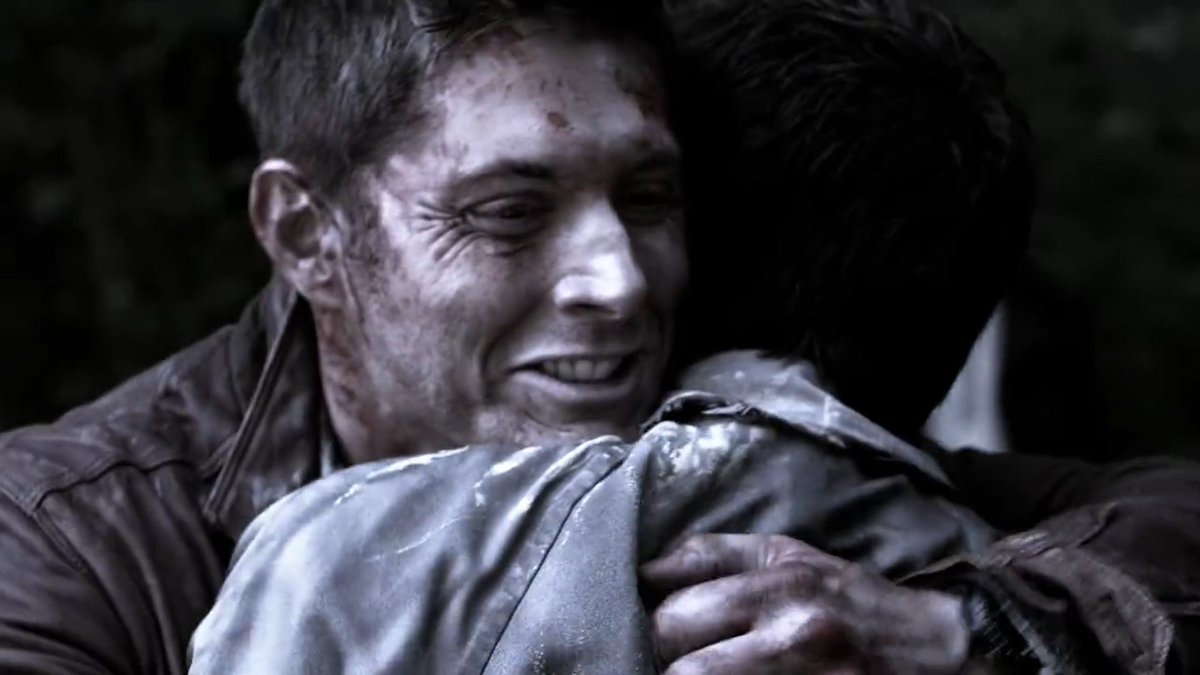 CasIsLoved's tweet photo. there was not enough deancas hugging in supernatural. seven hugs in 12 years is way too few. https://t.co/2Bk2PPIGI1