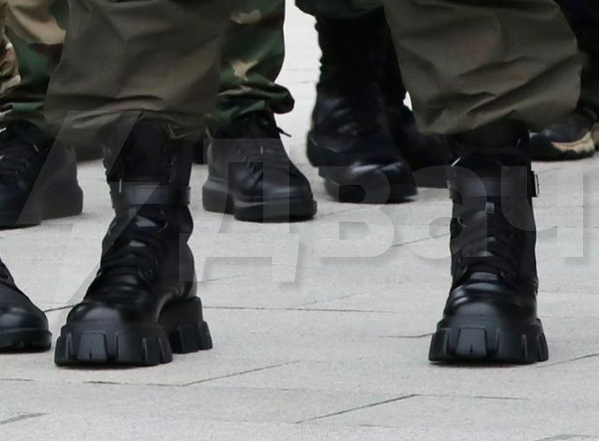 ботинки прада у рамзана кадырова. сапоги прада кадыров. ботинки кадырова прада. рамзан кадыров в сапогах прада. сапоги рамзана кадырова.