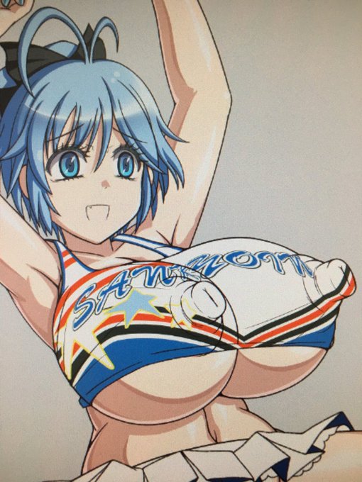 やっとタンクトップの模様描けた…φ:('ཀ`」 ∠): 