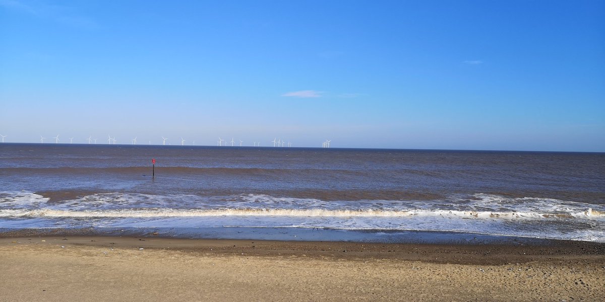 ParsnipsParsons's tweet photo. When work and play collide on a sunny weekend day ๐ with @bedform
Can you guess what beautiful and sunny seaside resort I am at today? ๐ #360lab #ActiveLearning #ComingSoon https://t.co/7qKkYROGwR