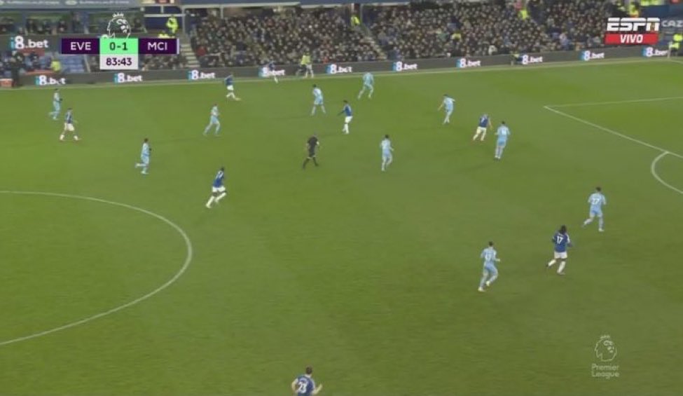 ManCityKD's tweet photo. Everton offside in the build up hence not given https://t.co/stpiQwFQJ8