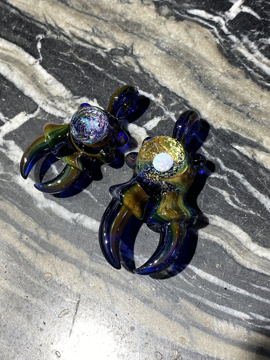 ubatuba_alex's tweet photo. @Nathan_Miers x Alex Ubatuba “Quasar Warlocks” 1 & 2 #warlockstatus https://t.co/dpcbXtsGXO
