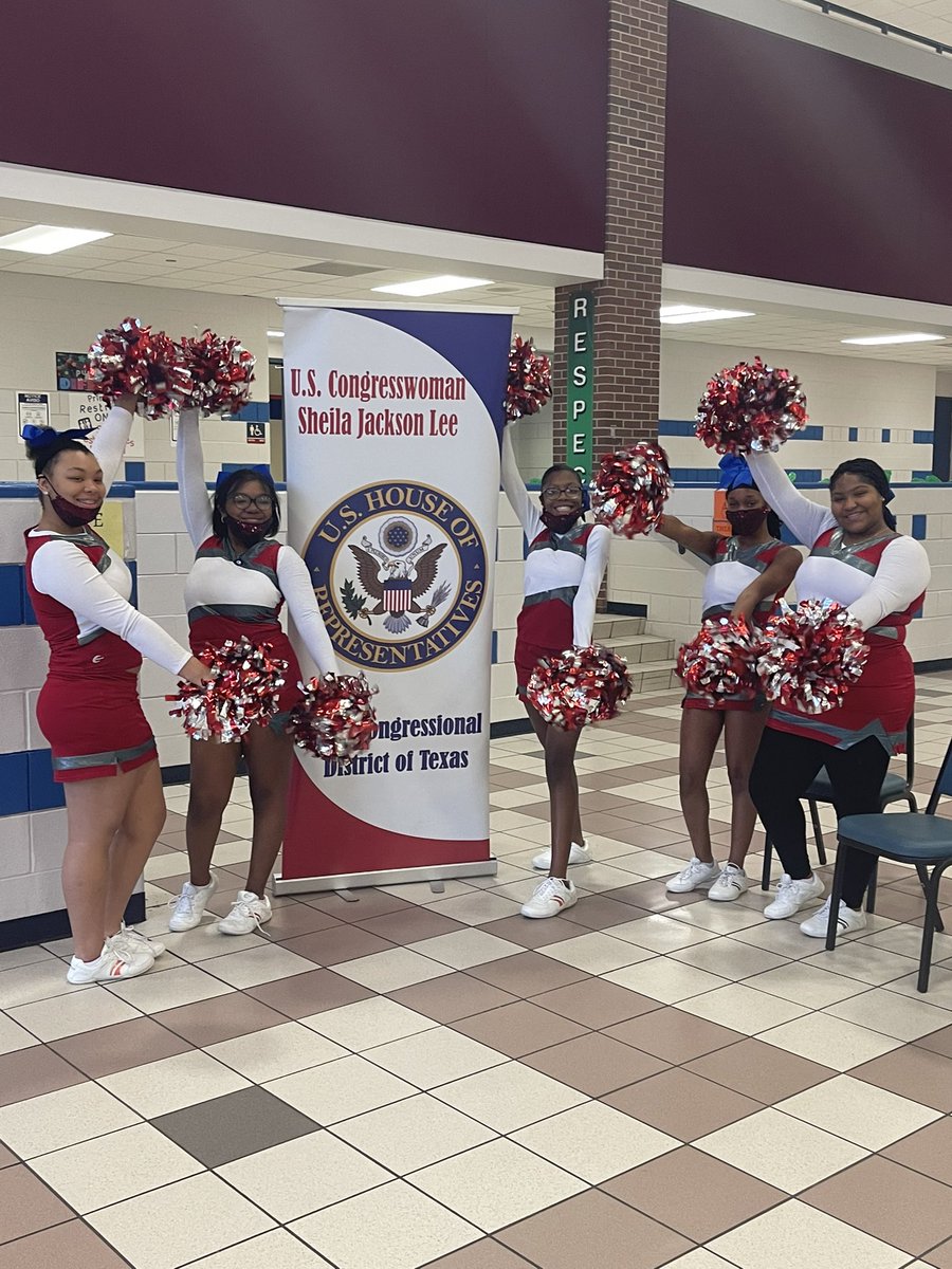 Candace Jackson (@therealcandacej) on Twitter photo Thanks to Rep. Sheila Jackson Lee <a href="/JacksonLeeTX18/">Sheila Jackson Lee</a>, <a href="/SpringISD/">Spring ISD</a> and Int. Principal <a href="/SSterlingTeel/">S. Sterling-Teel</a> we’re vaccinating and feeding the community! Come out to the School for International Studies at Bammel <a href="/BMSPatriots/">Bammel Middle School</a>! We’re here until 4pm TODAY! Thanks to Rep. Sheila Jackson Lee <a href="/JacksonLeeTX18/">Sheila Jackson Lee</a>, <a href="/SpringISD/">Spring ISD</a> and Int. Principal <a href="/SSterlingTeel/">S. Sterling-Teel</a> we’re vaccinating and feeding the community! Come out to the School for International Studies at Bammel <a href="/BMSPatriots/">Bammel Middle School</a>! We’re here until 4pm TODAY!