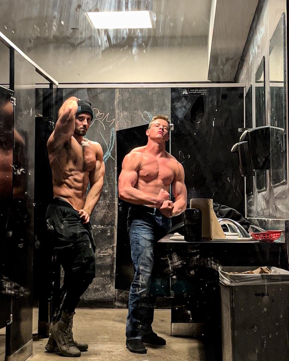thezachzeiler's tweet photo. Just two dudes posing in the ladies restroom. https://t.co/2xRtKDNdgF