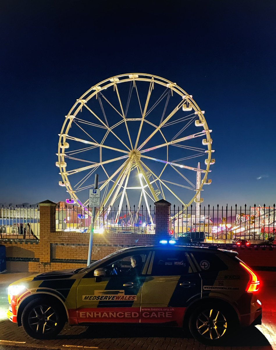 MEDSERVEWales's tweet photo. The #VolunteerMedics have been supporting @WelshAmbulance throughout the last few days including todays #XC2 shift delivering #EnhancedCare https://t.co/Uq5eHcZjJj