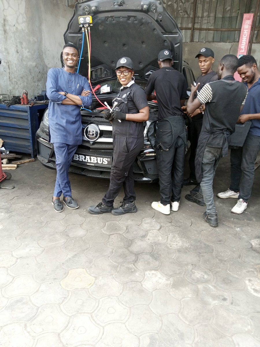 Djoshoye's tweet photo. I spent the weekend coordinating the shoot of documentaries for a client in celebration of 2022 int'l women's Day.
First stop was at the workshop of Mrs. Amuche Joy,  Nigeria’s first female mechanic who specialises in Mercedes Benz.
#InternationalWomensDay2022
#Documentary https://t.co/8lmfIJD4FD
