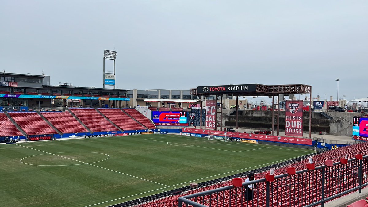 BIG day for StadiumDrop!! 

Home opener for FC Dallas, Supercross in Arlington and LAUNCHING a test pilot for Nissan Stadium in Nashville. 

3 pro events. All at the same time. One team. One dream!! 

Stay in the moments that matter! 

@FCDallas @ToyotaStadiumTX