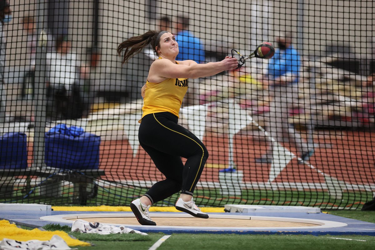 IowaXC_TF's tweet photo. Women's Weight Throw | Huge days for Amanda Howe and Jamie Kofron! 💪🤩

4. Howe - 21.23m (69'8"), PR (No. 2 all-time)
7. Kofron - 20.54m (67'4"), PR (N0. 4 all-time)

#Hawkeyes | #B1GTF https://t.co/XXgE7ptXmL
