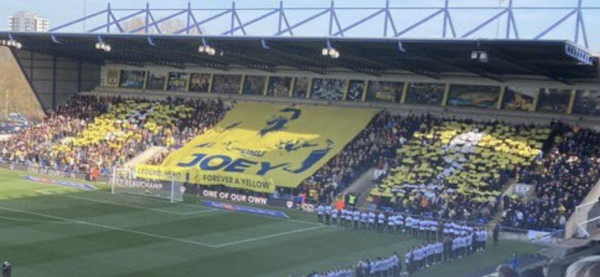 bigyellowdunc's tweet photo. Hats off to all on and off the pitch today. Proud to be a yellow! #oufc #joey11 https://t.co/UPZpkiJVX2