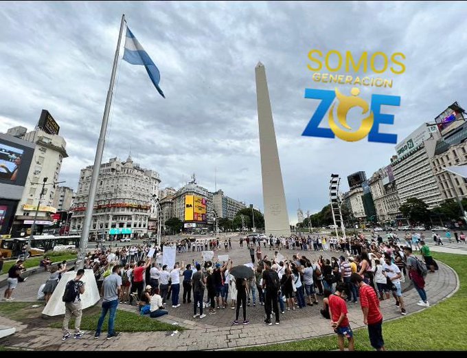 LEYANTISECTAS's tweet photo. Masiva marcha en apoyo a Leonardo Cositorto lider de la organización coercitiva #secta Generación Zoe que se encuentra prófugo de la justicia por asociacion ilícita y estafa reiterada. https://t.co/iitEq8B9jQ