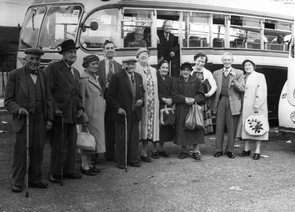 THFNbefriending's tweet photo. Thank you to all our wonderful @THFNbefriending volunteers, trustees and staff - your #dedication and support has transformed the lives of our clients. #wiTHFN #75YearsStrong https://t.co/r4P3P2tCYP