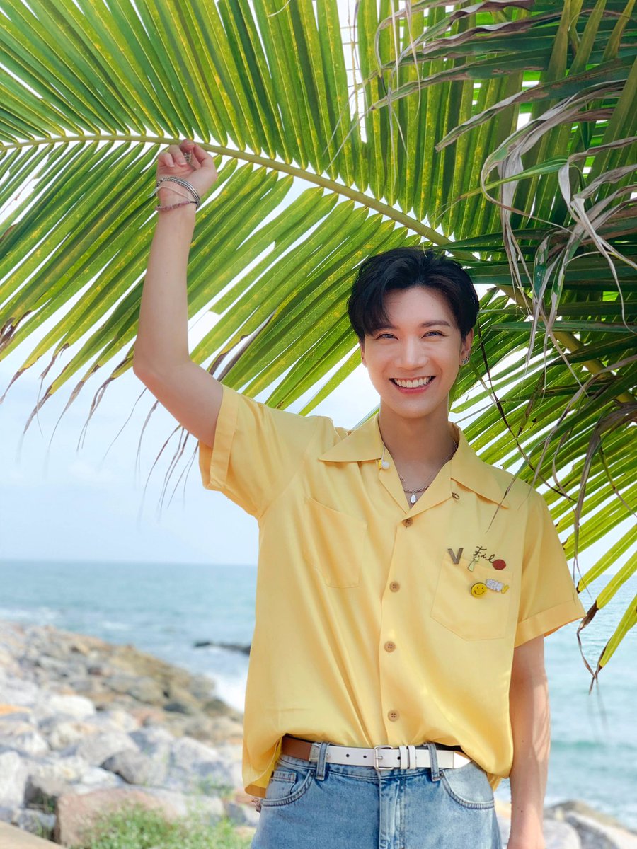 HAPPY BIRTHDAY TO TENLEE ! 🎂🤍

#HAPPYTENDAY
#OurLovelyTenDay
#李永钦0227生日快乐
#가장완벽한숫자_텐_생일축하해