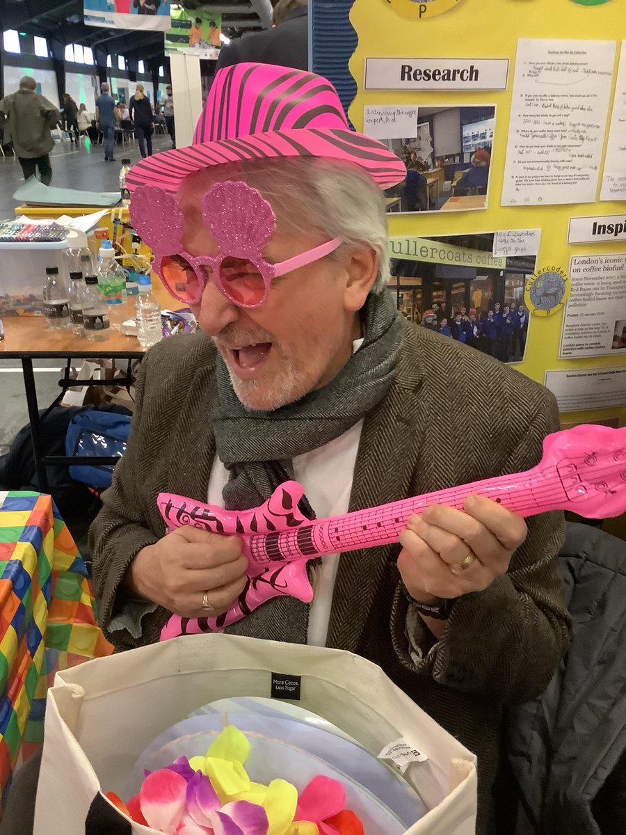 CPSLegoRobotics's tweet image. Elton John’s new stage manager for the NE finale concert. Thankfully the Cullercoders were far more stylish today.😂🤓