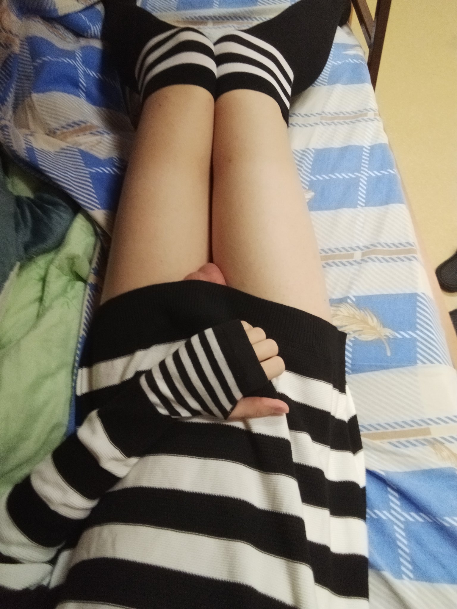 Need someone here...

(This and more now on my OF for $4.99).
#Femboy #LGBTQ #Porn #Crossdressing #Cute