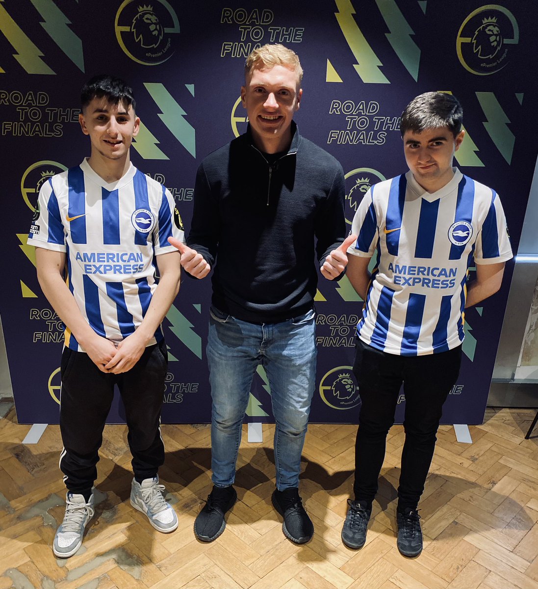 Good fun filming with these chaps ahead of the #ePremierLeague finals! 

Thanks for the opportunity <a href="/OfficialBHAFC/">Brighton & Hove Albion</a> 🤝
