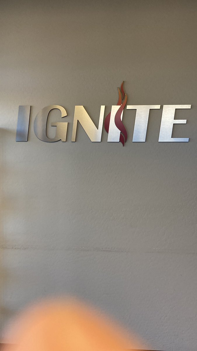 iayoung12345's tweet photo. Kicking off Extremity Thrust Manipulation -  EMT1 in Phoenix.  Hosted by Ignite Physical Therapy. @iayoung12345
@DrEscaloniPT
@PatrickGorby
@drhanztabora
@BenjaminEnglan5
@DrDunning
@caseyPT23
@RayButtsDPTPhD
@EPdrNate
@chris_goult
@DrTamaraCopes 
@DrZ_OPTC https://t.co/6Z5tmxdO18