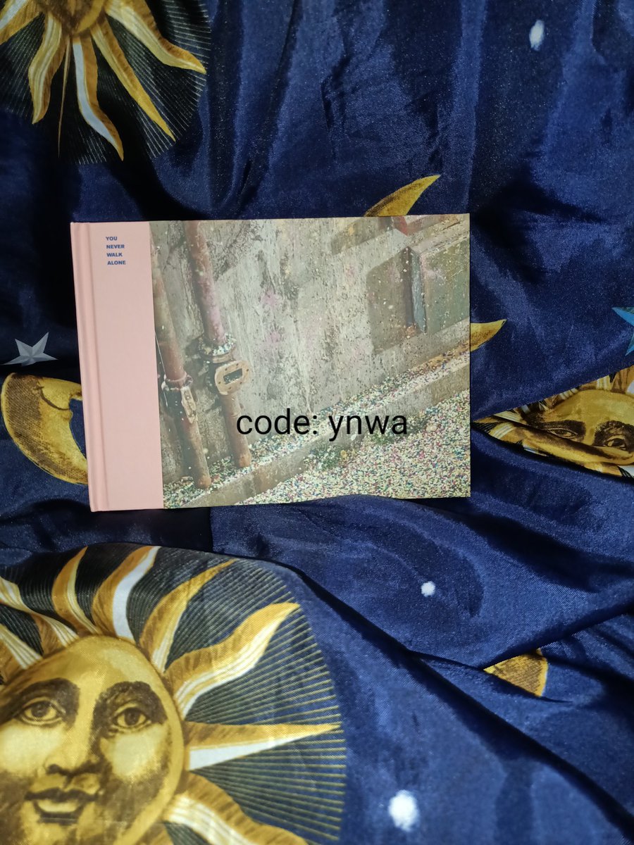UNKSHOPS's tweet photo. HYYH PT1 PINK VER &amp; YNWA PINK VER
-9/10 condi
- OB + PB + CD https://t.co/FDadzDIx54