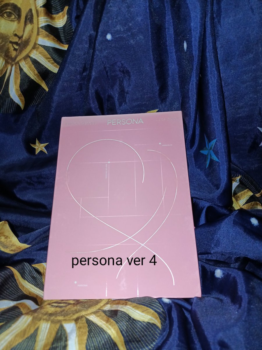 UNKSHOPS's tweet photo. MOTS PERSONA VER 3
- both 9.5/10 condi
MOTS PERSONA VER 4
- 8/10 condi (slightly faded on the upper part of the ob) https://t.co/S6i3IeS8gF