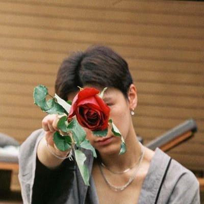 HAPPY BIRTHDAY TENLEE
อยากอวยพรให้เรียบง่ายแต่เป็นจริง ขอให้หนูมีความสุขได้บ่อยๆ นะคะ อาจจะไม่ทุกวัน แต่ขอให้คนรอบตัวดีกับน้องเยอะๆ อย่าเจอคนใจร้ายเลย

#HAPPYTENDAY