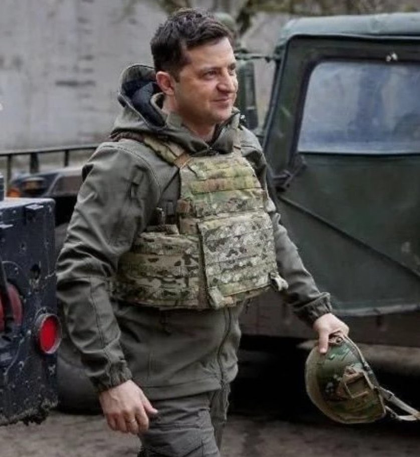Stephjd420's tweet photo. What badass leadership looks like 👇

#IStandWithUkraine ❤️🙏 https://t.co/Ve8XhxNHXW