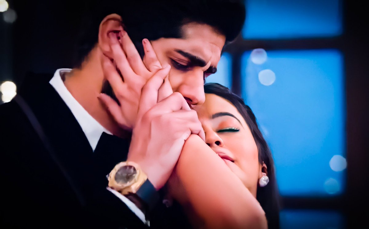 “Being Vansh’s Riddhima.”✿
-