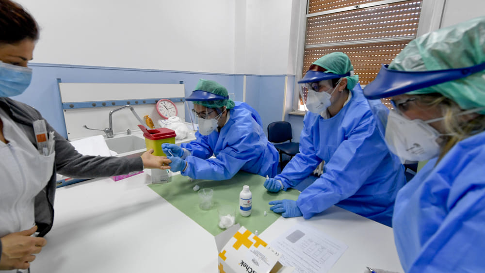 #Cronaca Covid in Campania: cala il numero dei nuovi positivi, 13 morti dlvr.it/SKjDCb