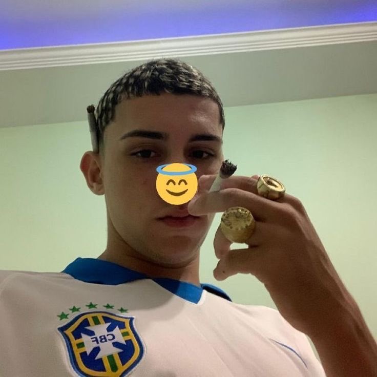 mxpict's tweet image. essência de cria - mc cabelinho, poze do rodo, tz da coronel