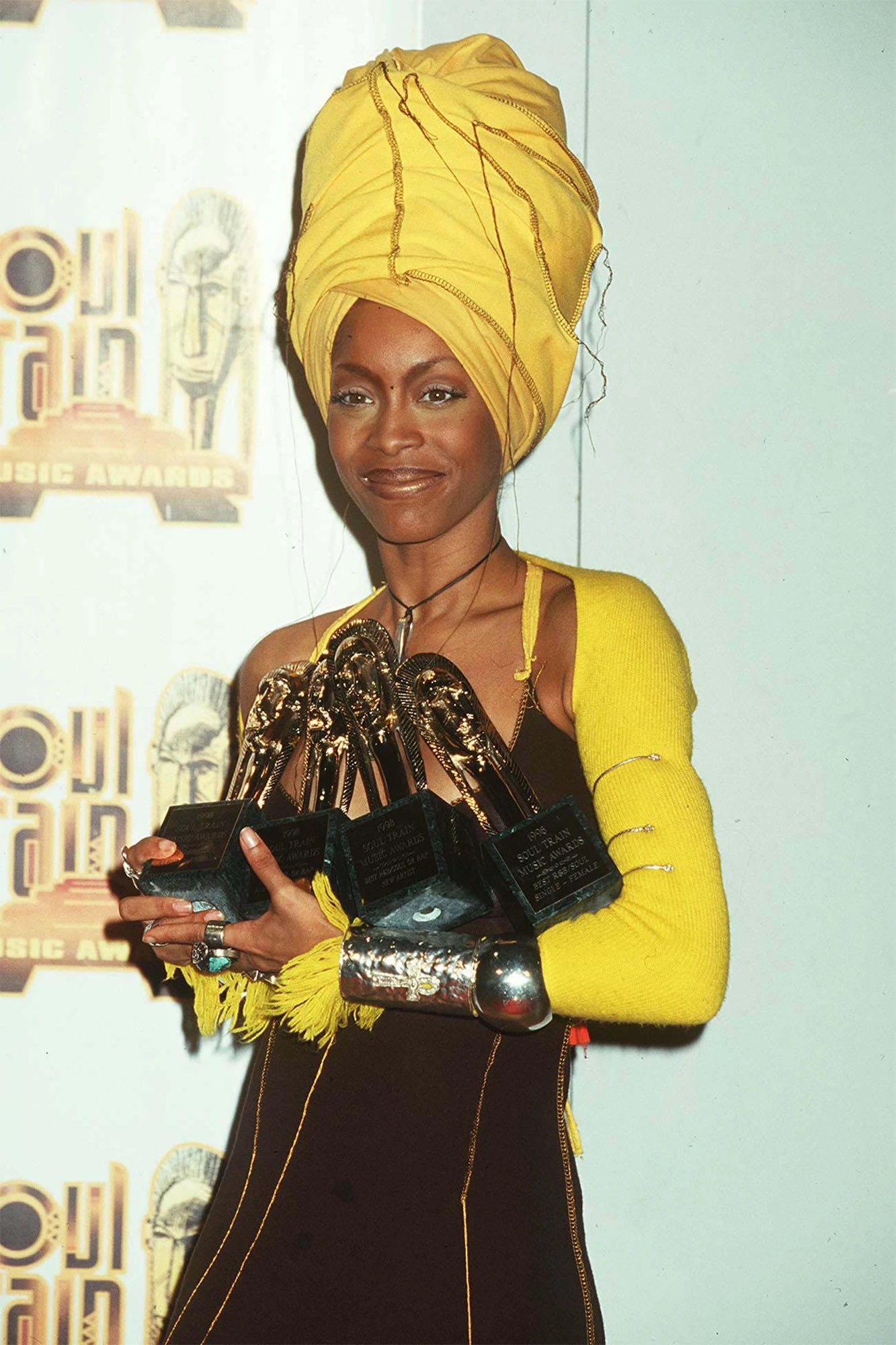 Happy 51st Birthday to the Queen of Neo-Soul, Erykah Badu  