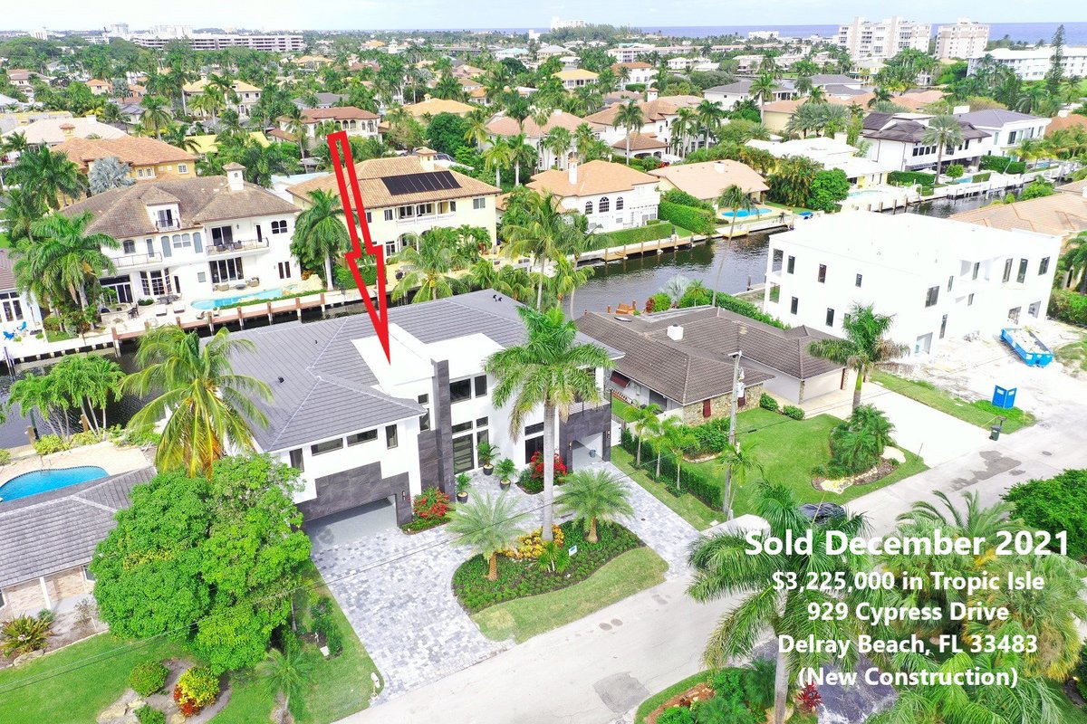 New Construction east Delray Beach, Florida. Delray Beach is awesome. Message me if you are looking to buy or sell property.

#southpalmliving #williamraveisdelraybeach #frettecommercial #DelrayBeach