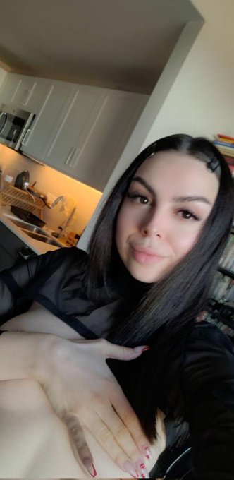 Not that innocent 💅 https://t.co/Q3ef19IGtO<a href="/tag/mvsales"class="tags"><span>#mvsales</span></a>