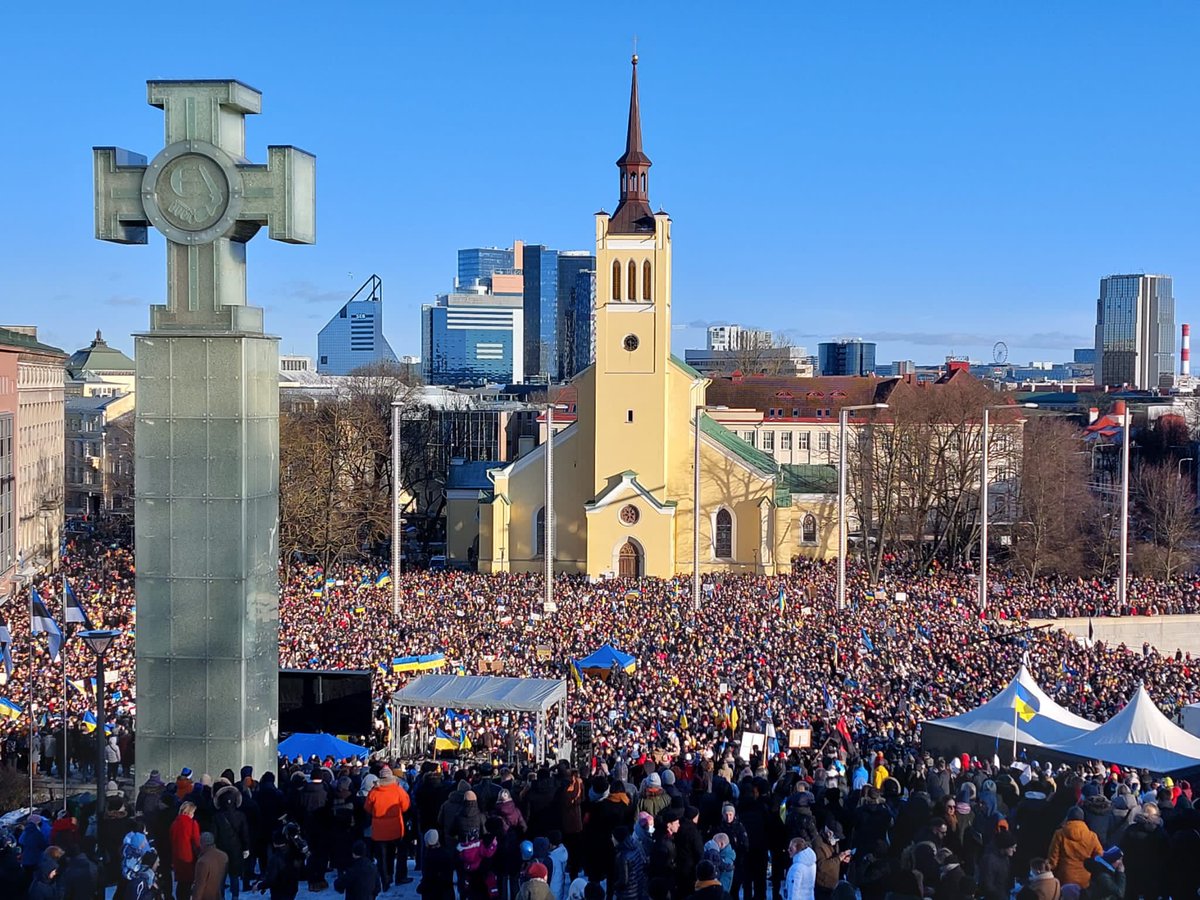 ZelenskyyUa tweet picture