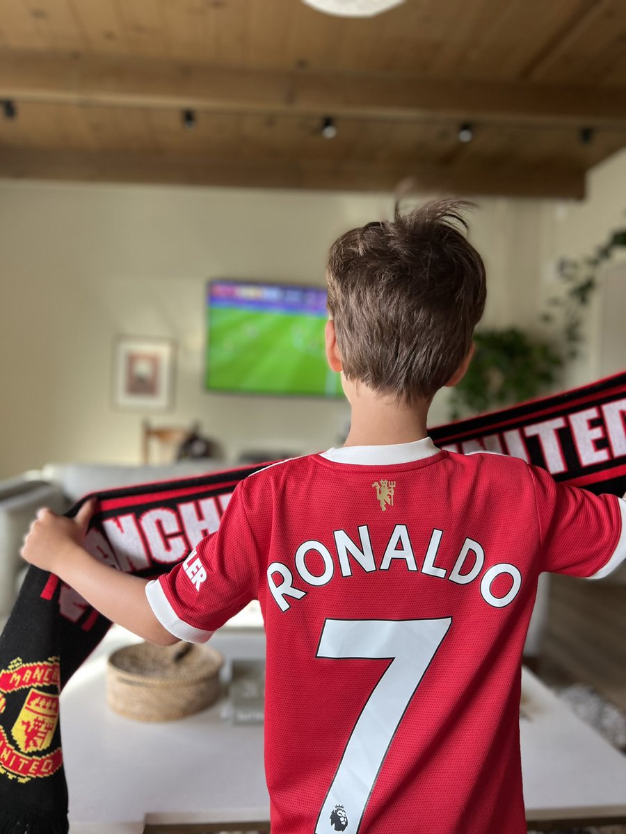 shmeeeli's tweet photo. Get in! #UNITED #GGMU #MyPLMorning https://t.co/VkpR2pXft3