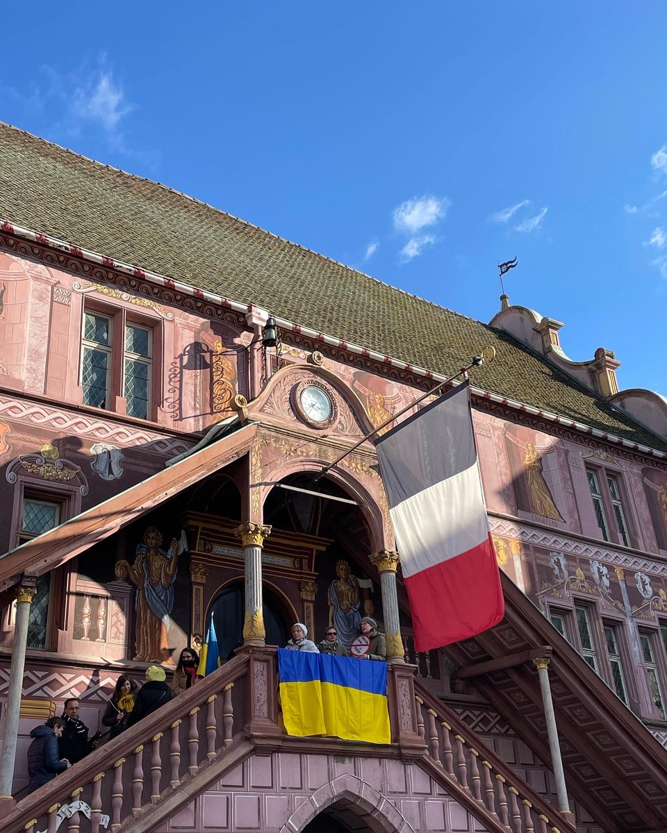Une délégation de l’association était présente à la manifestation de #Mulhouse en soutien du peuple ukrainien🇺🇦.

Dans un moment aussi tragique que celui-ci, notre solidarité doit être sans faille. 

#StayWithUkraine🇺🇦❤️