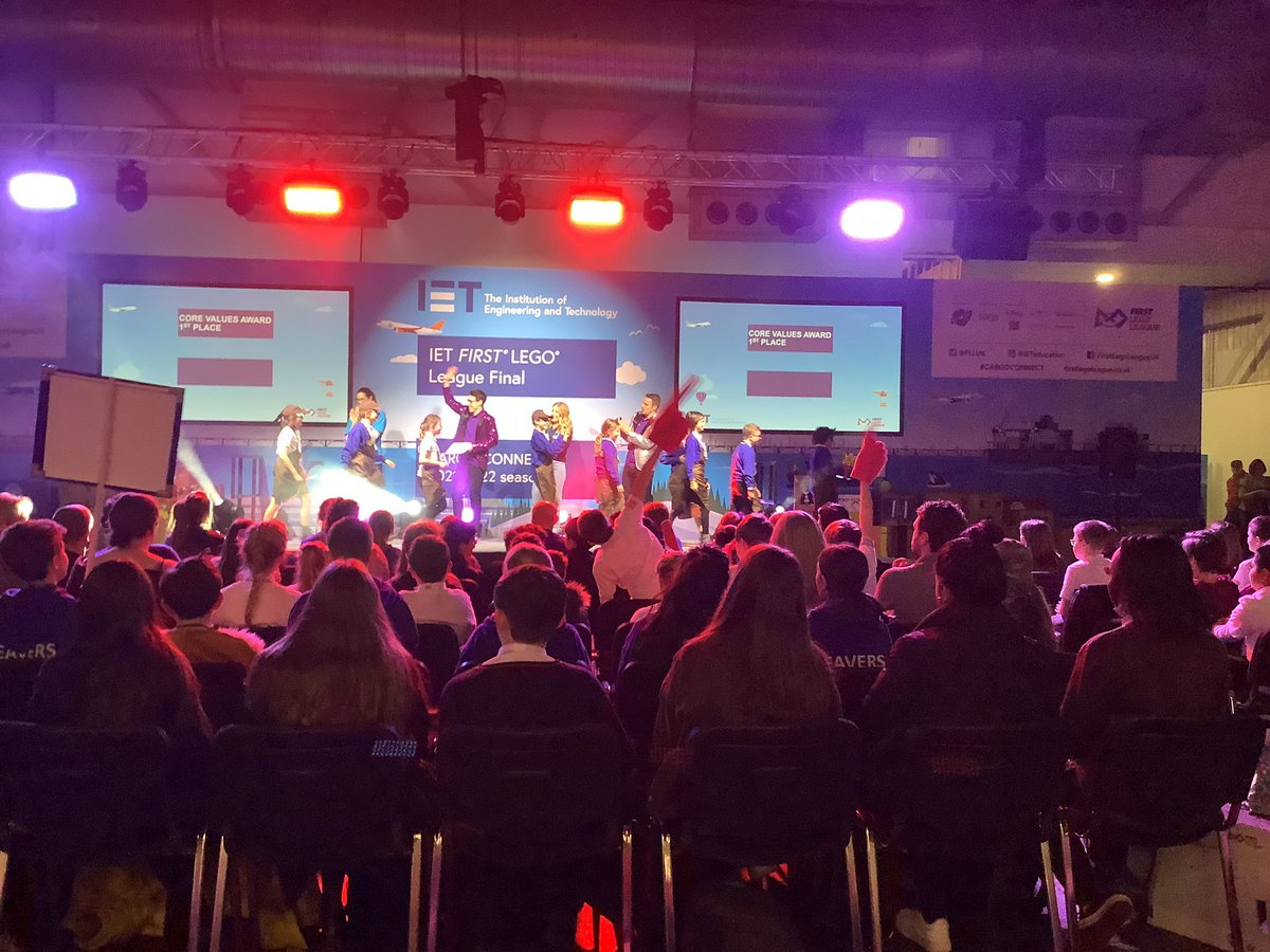 CPSLegoRobotics's tweet image. Cullercoders - Core Value Champions. So so proud of our excellent team and coaches. Top Team. Congratulations Cullercoders. 👍🏻🤓👏