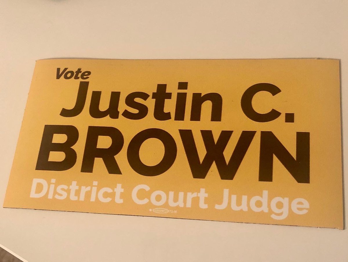 justin4judge's tweet image. Car magnets are in! Holla’ at me if you want one. 

#justin4judge #TeamBrown #brownfordistrictjudge #stuckonyou