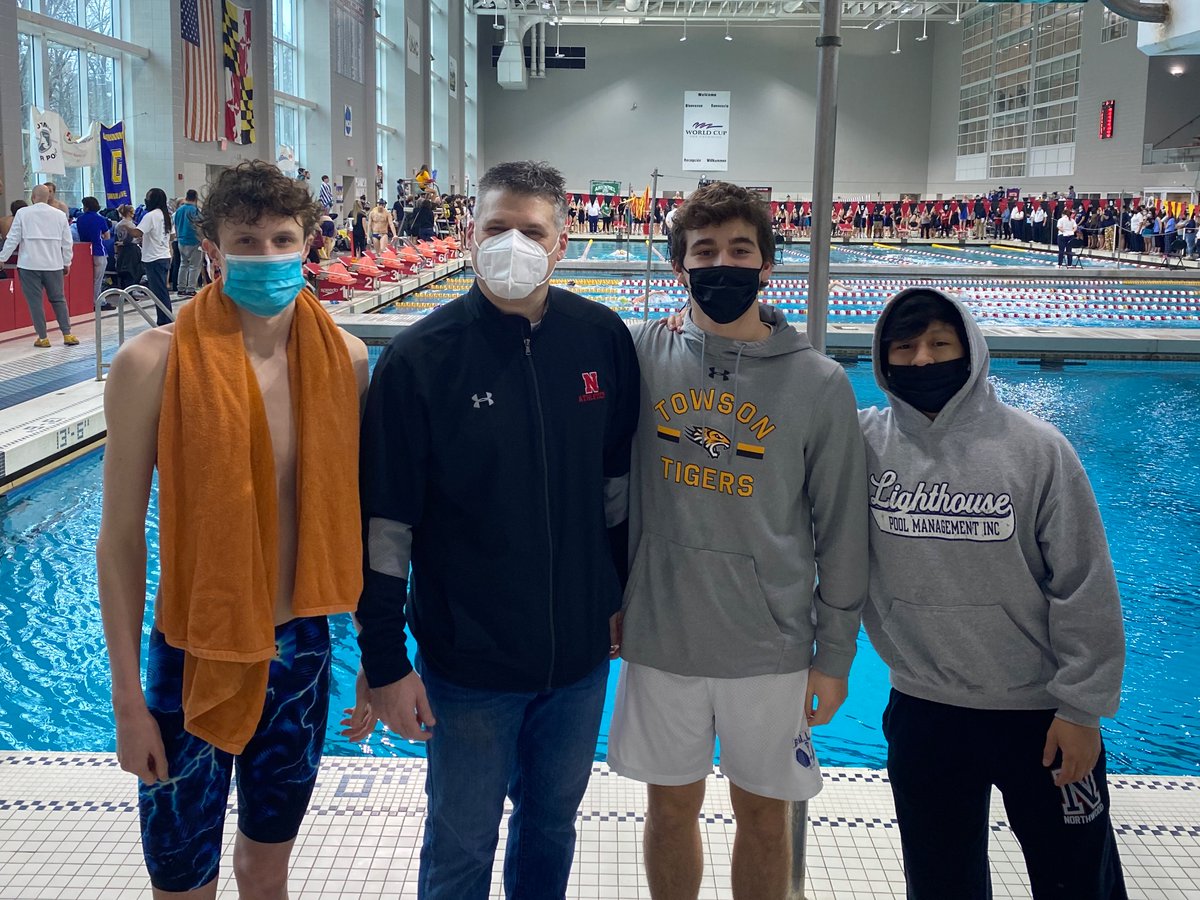 SwimDive_NHS's tweet photo. Fuggitti came to support the team. The senior boys appreciate the boss man coming through. https://t.co/zUOfv7yfBm