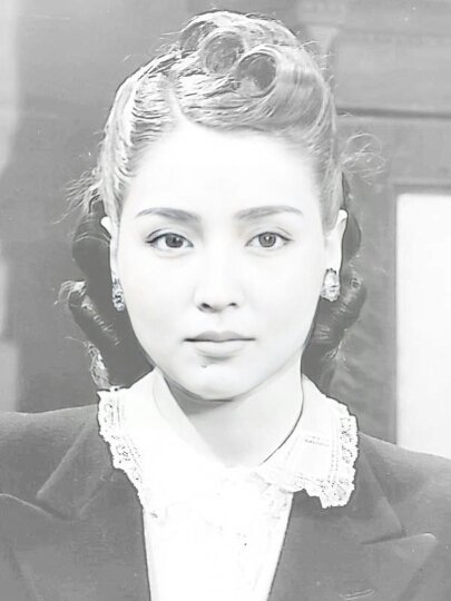 haya_heart11's tweet photo. Kathryn Bernardo Vintage #FaceJoy https://t.co/bqrAP60KBk